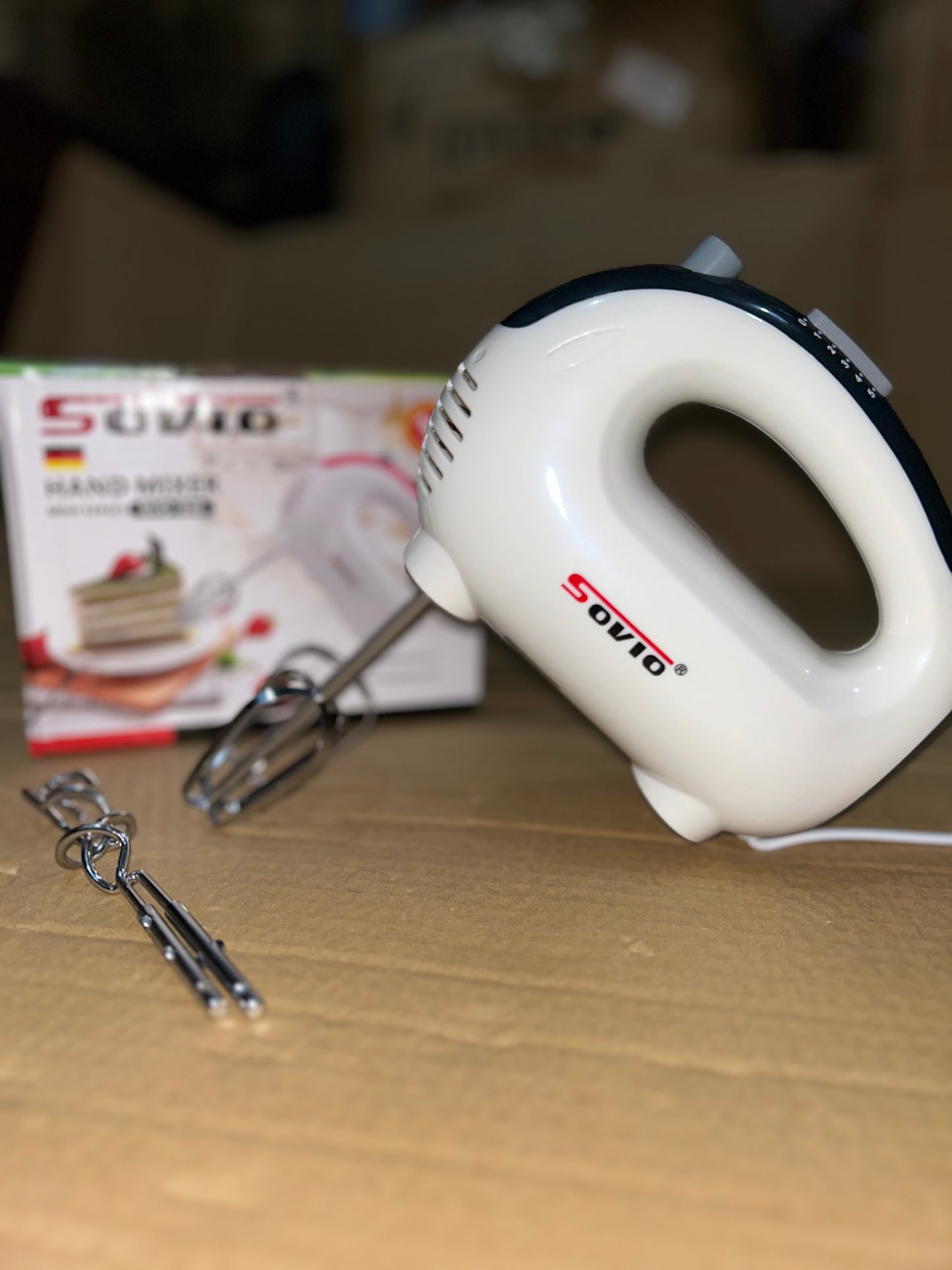 LOT IMPORTED SOVIO HAND MIXER